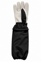 Goat leather palm on black L-Bow North Star kids winter glove in size X-Large